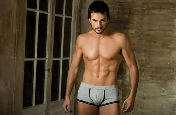 El rosarino Christian Sancho perdió un trabajo tras confesar que apostaría por la diversidad sexual