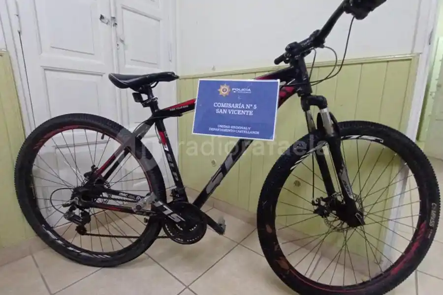 Al menos dos bicicletas robadas en San Vicente: las recuperaron y hay un detenido
