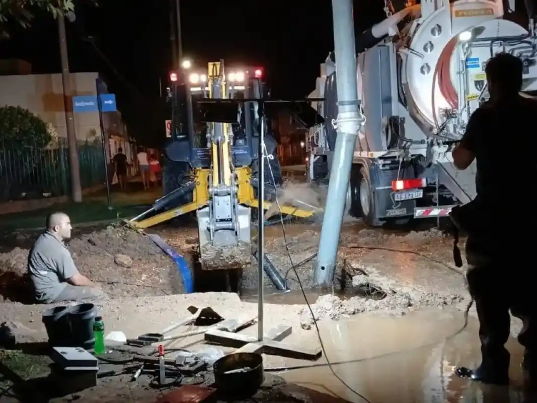 En lo que va del año, hubo más de 1.500 intervenciones en la red de agua y cloacas de la ciudad