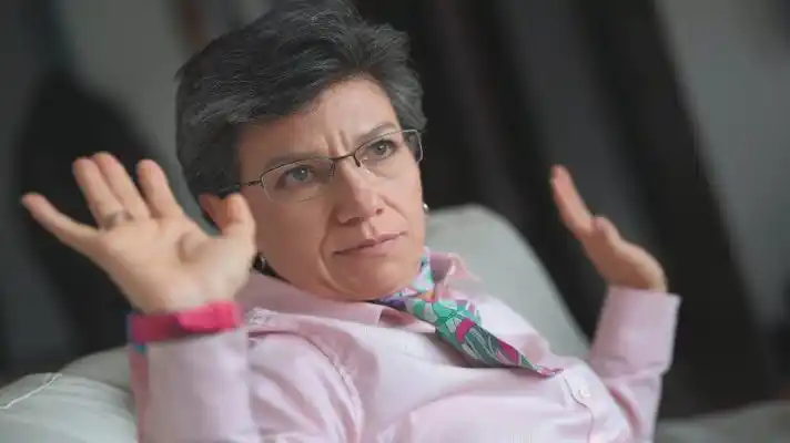 Claudia López criticó a jueces por dejar en libertad a criminales mientras policías arriesgan su vida