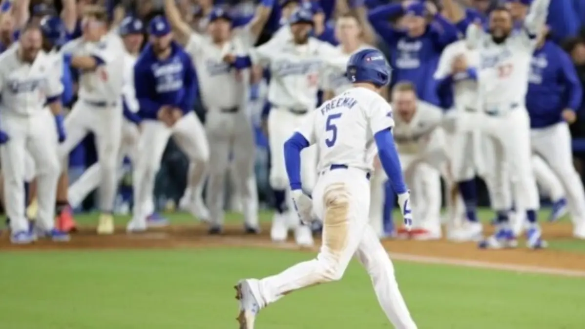 Dodgers dejaron en el terreno a Yanquis en el primer juego de la Serie Mundial