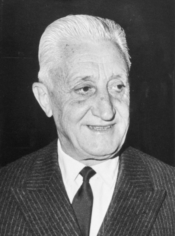 Fallecimiento de Don Arturo Illia