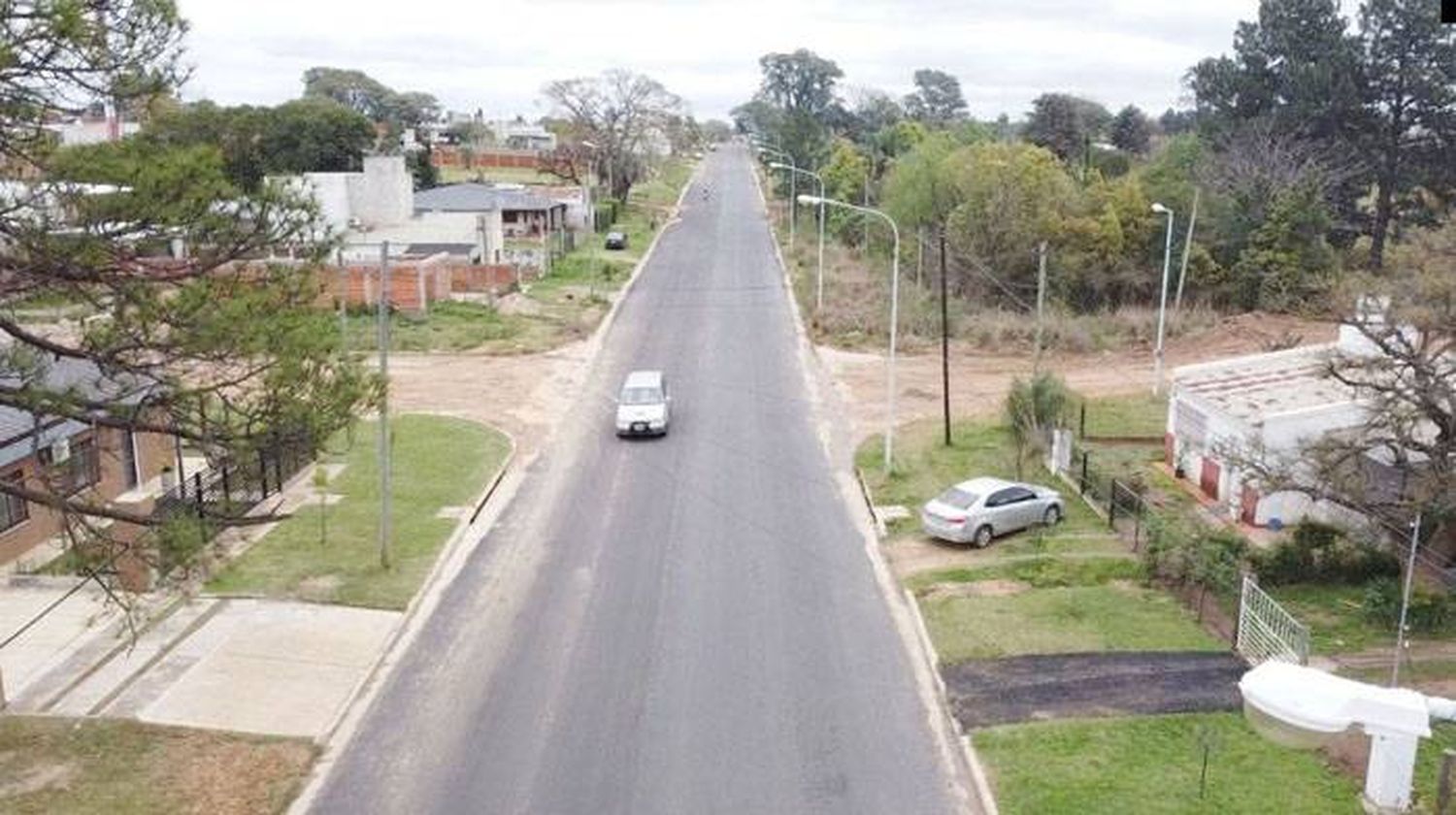 Se habilitó el tránsito en las nuevas cuadras  asfaltadas de calle Sara Neira