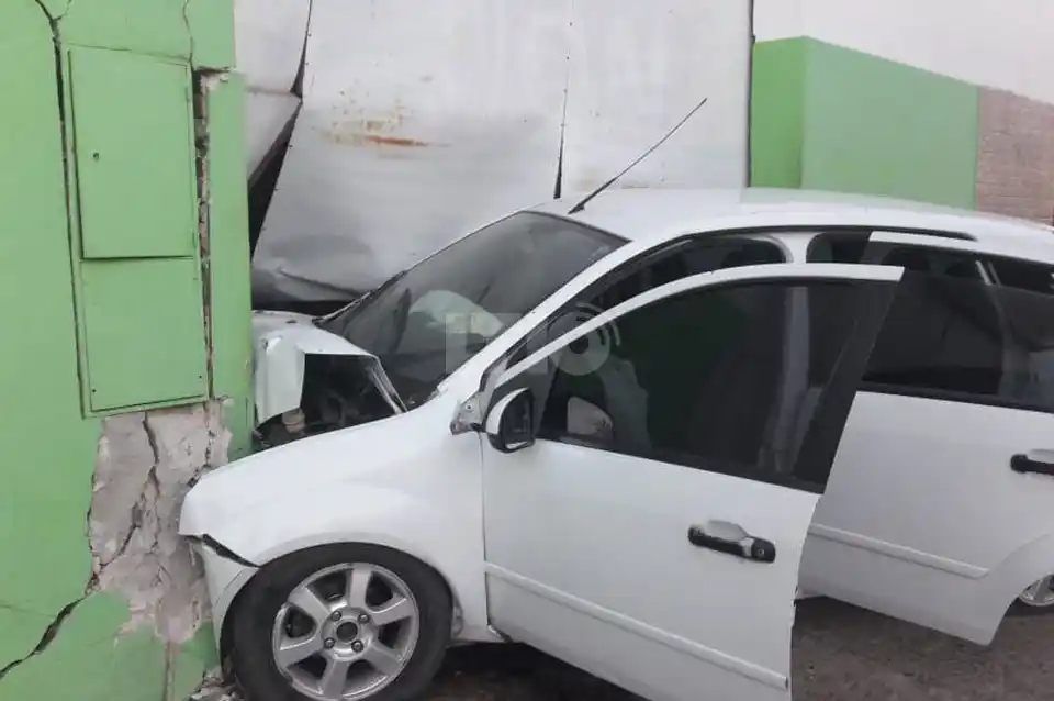 Violento accidente en Avenida Peñaloza al 6100