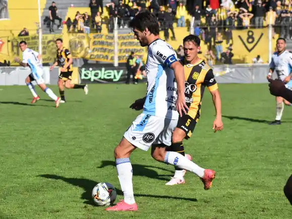 Atlético de Rafaela bancó la parada en Bahía y tiene la serie en sus manos