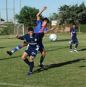 Isleños Independientes y Sud América jugarán el domingo próximo
