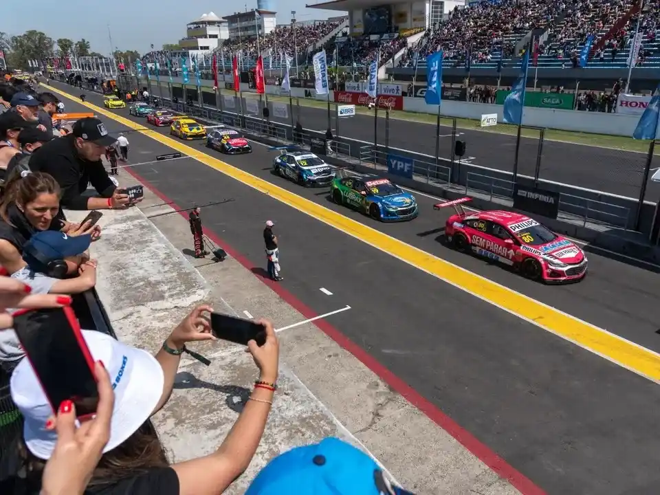 El TC 2000 corre en el autódromo "Oscar y Juan Gálvez" su fecha 2.Foto:Solo Motor