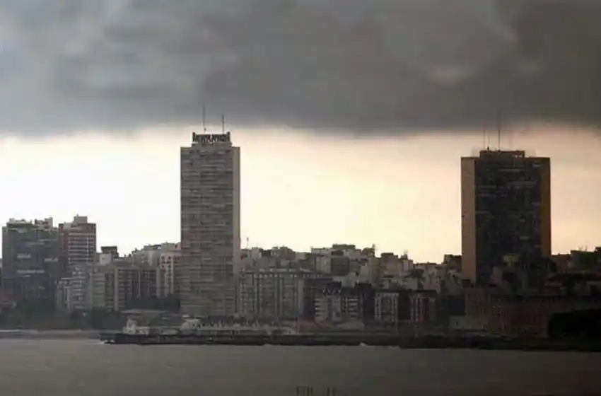 Las tormentas amenazan a la ciudad en el comienzo de semana