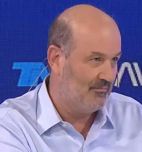 Federico Sturzenegger llega a Concordia en un acto de La Libertad Avanza