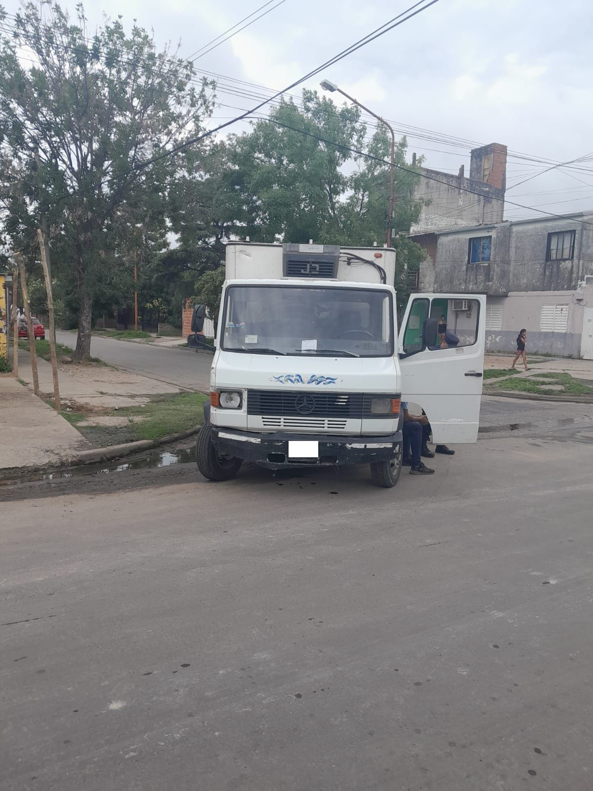 Recuperan camión repartidor sustraído en Paraná