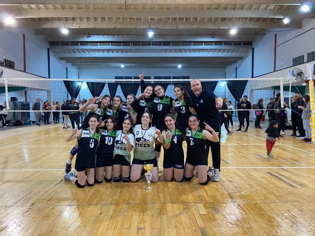 El plantel sub-14 de Sociedad Sportiva Devoto