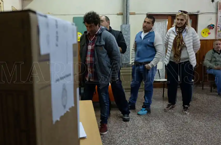 Ya son 16 las provincias que desdoblaron las elecciones