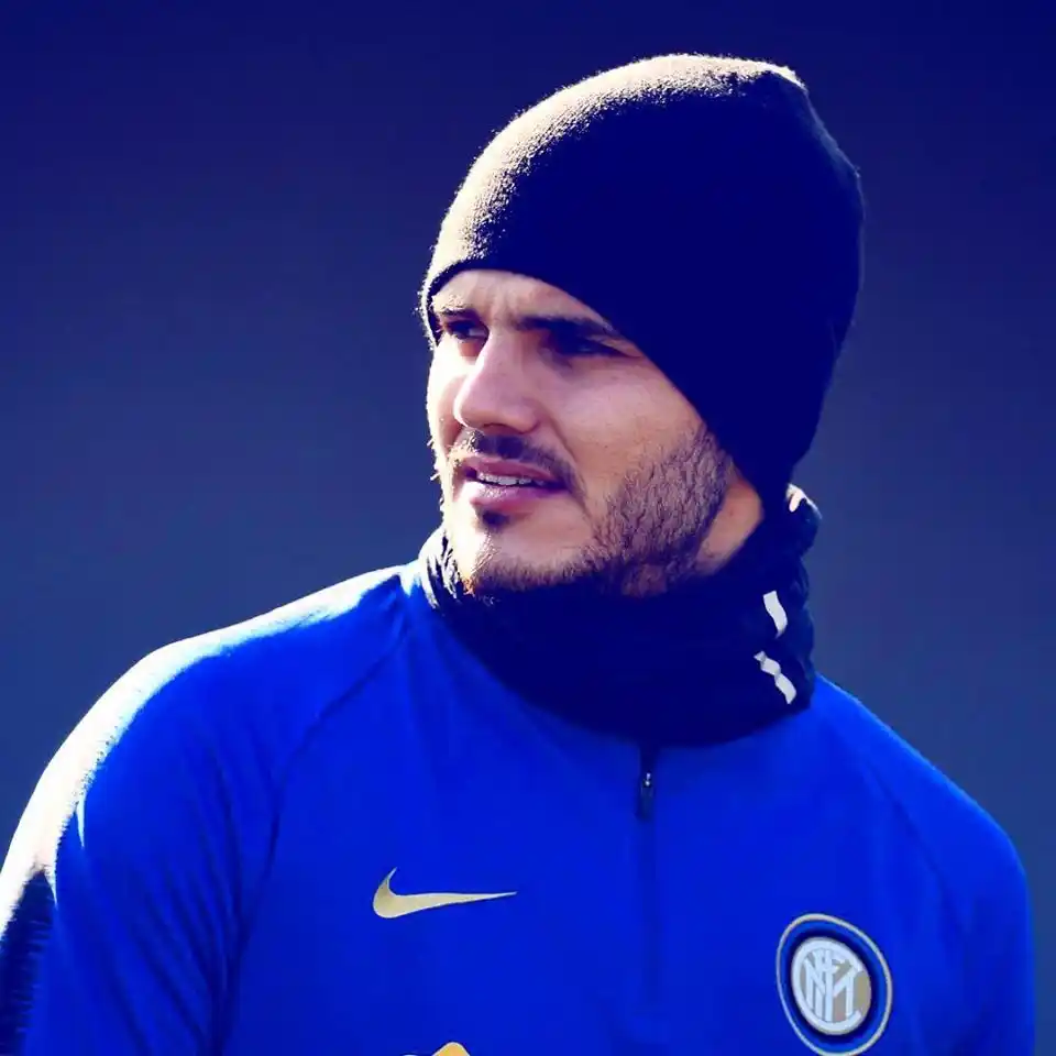 La suspensión del fútbol europeo complica el futuro de Icardi