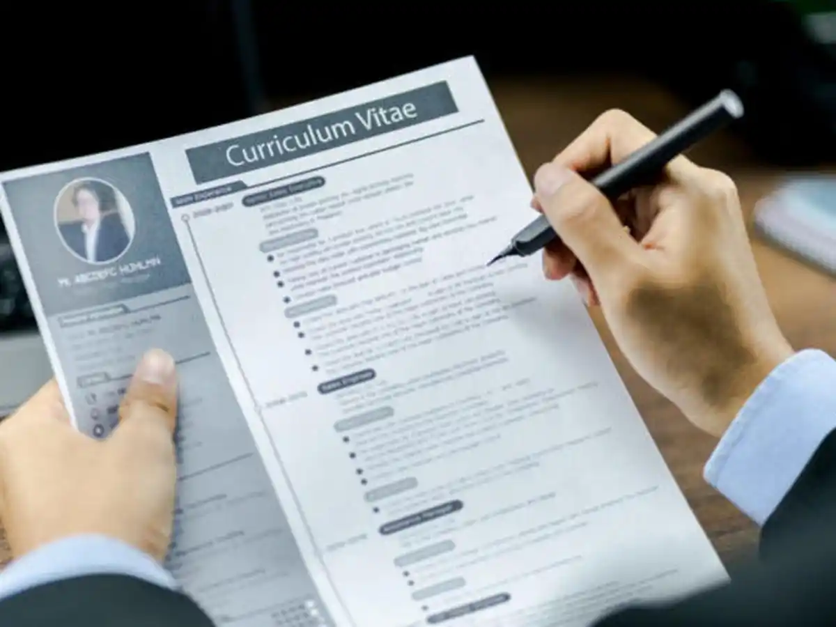 Errores más comunes en un currículum y cómo evitarlos