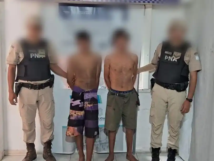 Los jóvenes delincuentes actuaron salvajemente, pero fueron detenidos.