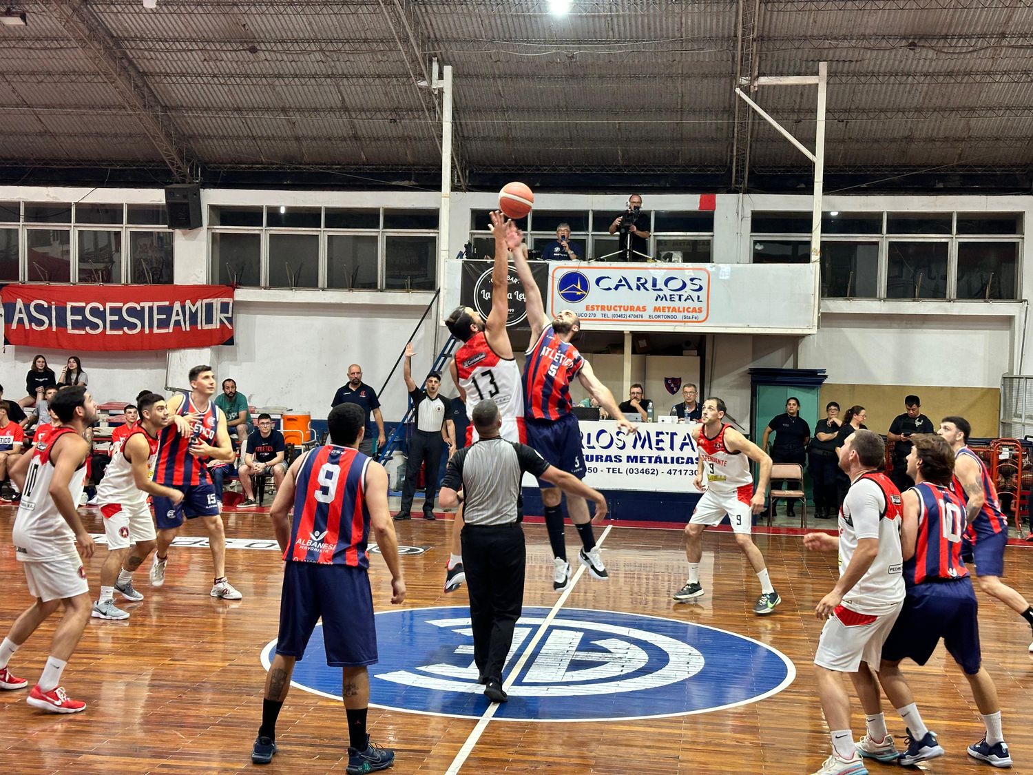 El Rojo se quedó con el primer punto de la serie y quedó a un partido de la final.