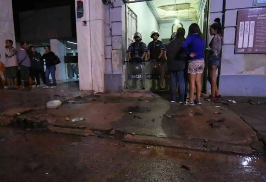 Pedido de informe sobre el incendio de la comisaría de Pergamino que dejó 7 muertos