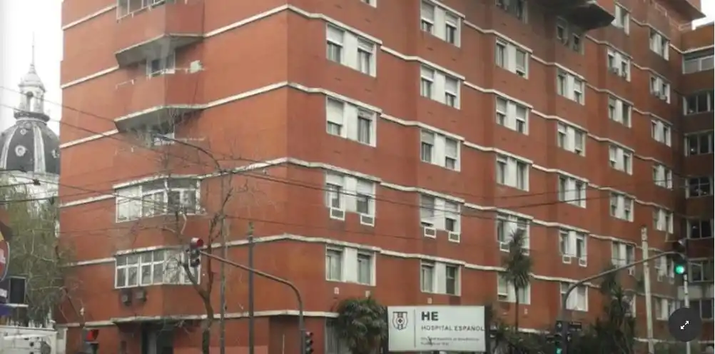 Clausuraron el Hospital Español y hubo un tenso cruce entre Larreta y la titular de PAMI