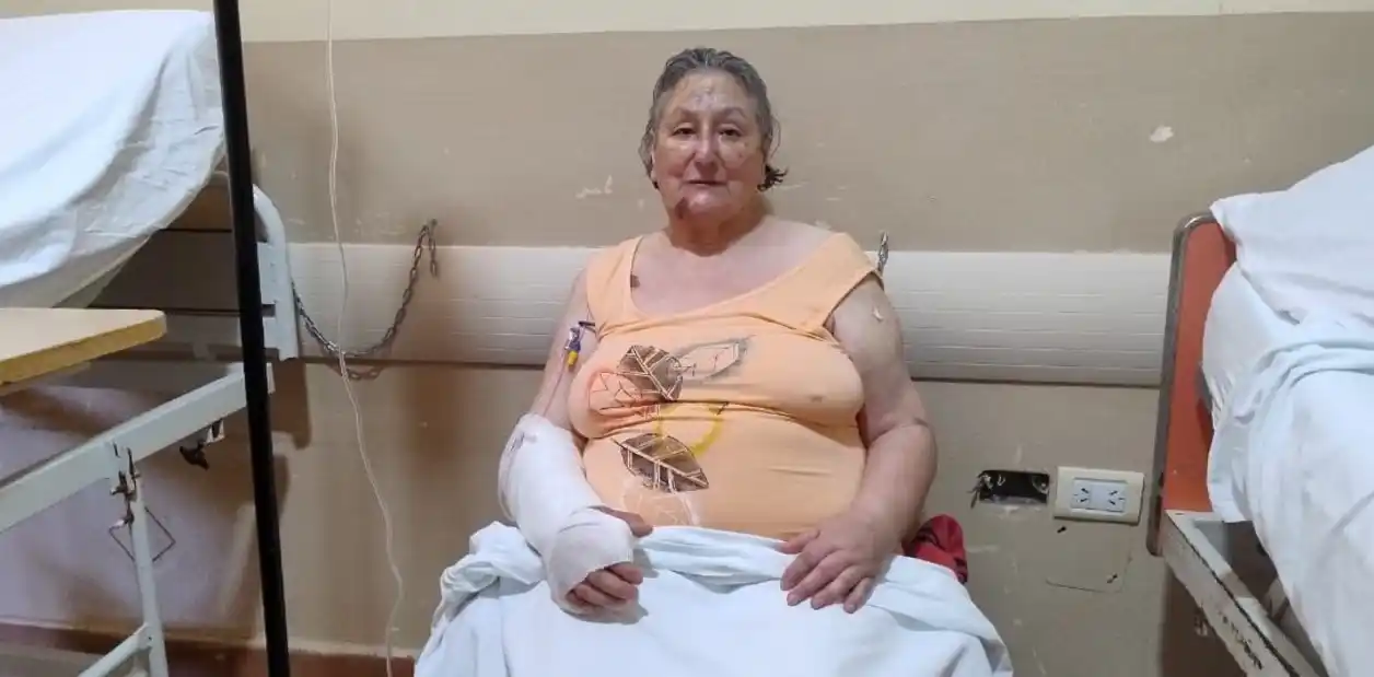 Había sido rescatada después de pasar 8 horas entre los escombros.