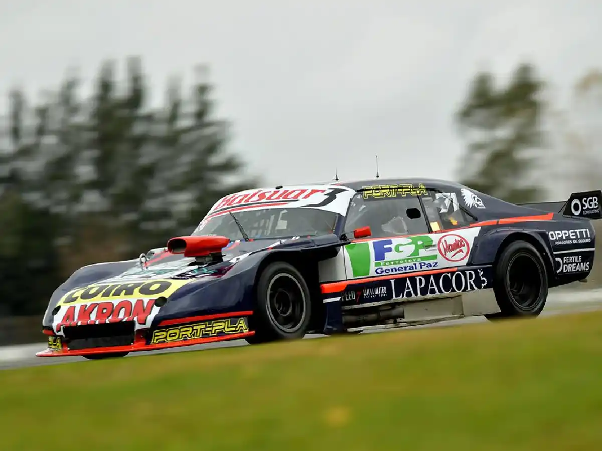 Brezzo ya gira en La Plata