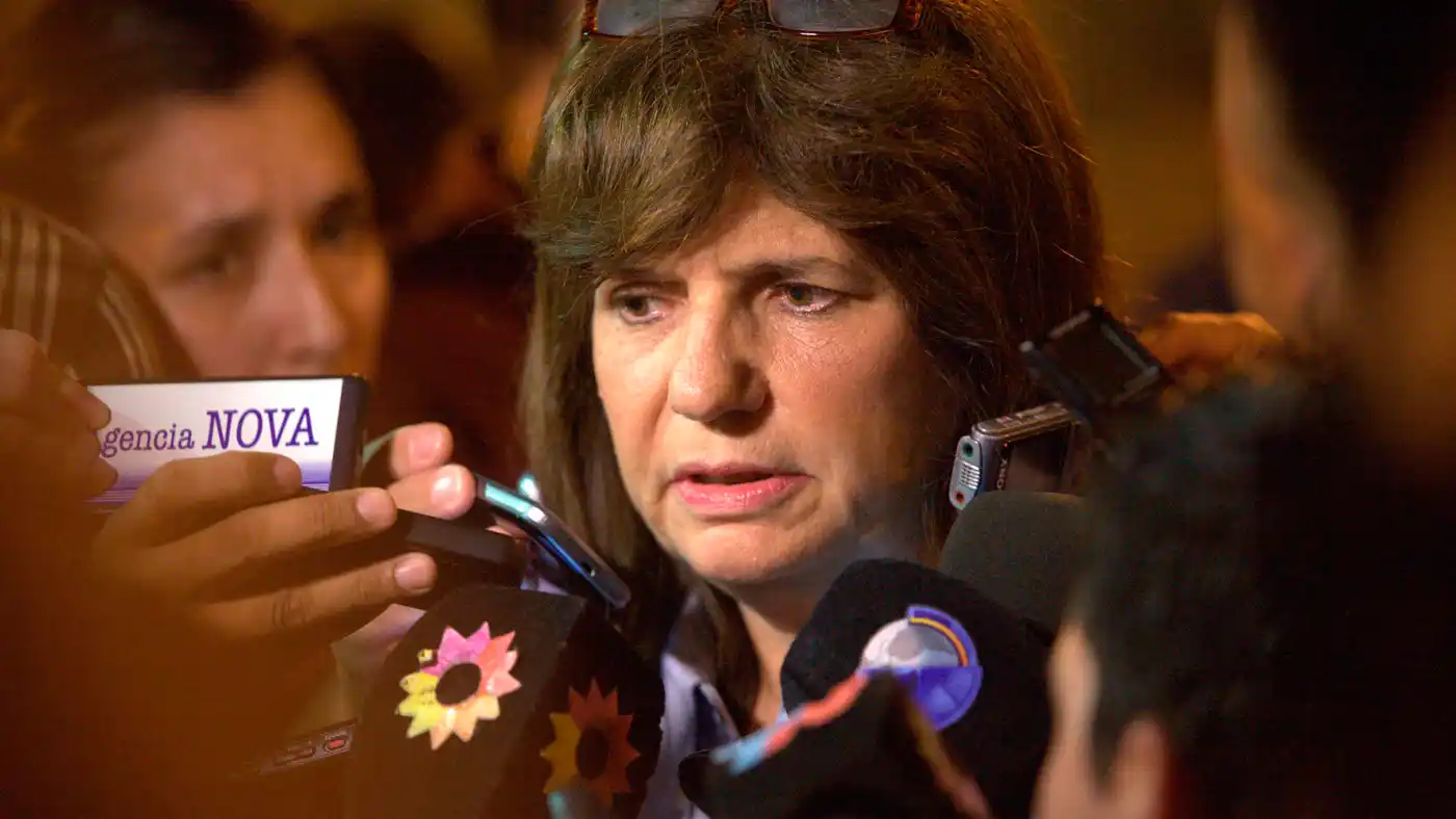 Bullrich: “Yo no aconsejo que regresen los visitantes a las canchas”
