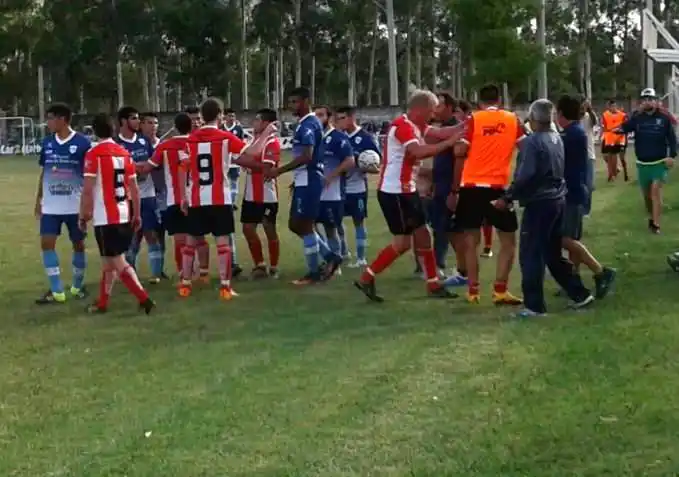 Torneo Provincial: Incidentes y partido suspendido en Basavilbaso