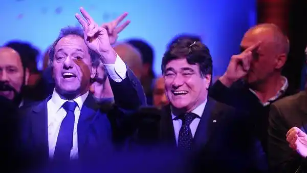 Scioli: "¿Argentinos quieren una vida mejor? Vayan a buscarla que la van a tener"