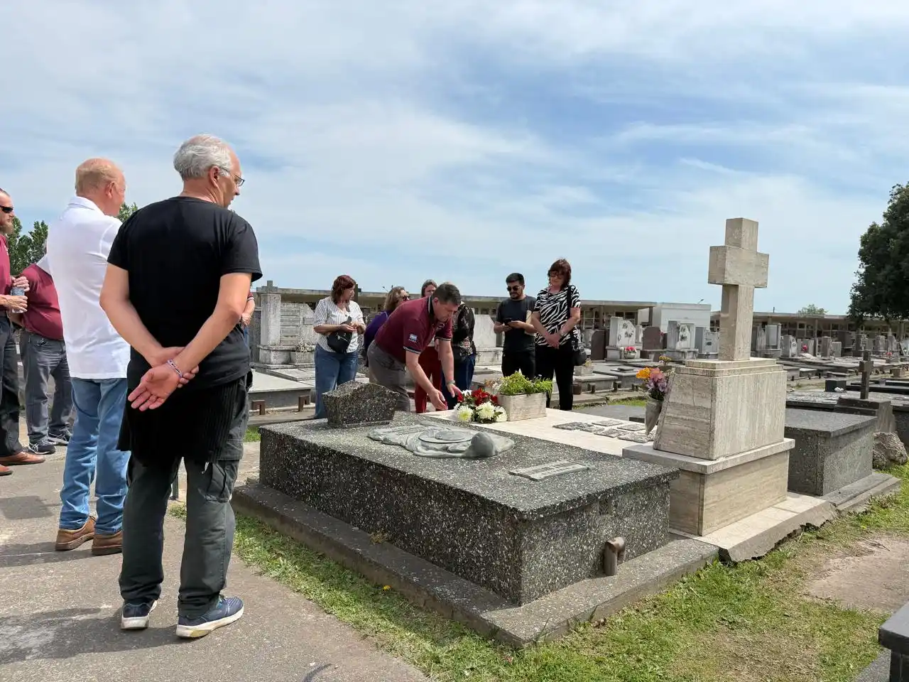 homenaje canteras cementerio 11-10-25 - 1