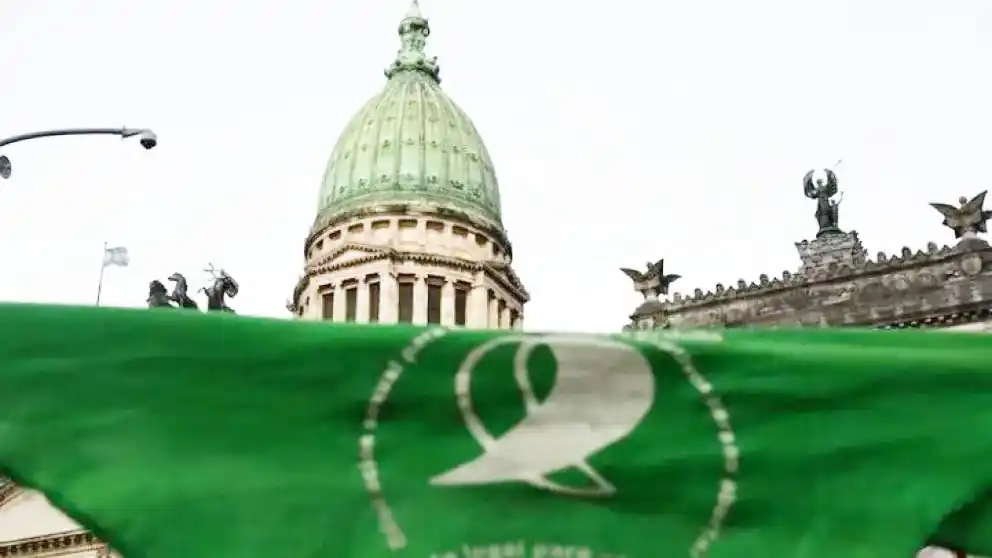 Duro rechazo al proyecto de LLA para derogar el aborto