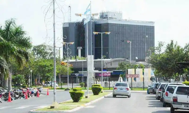 Formosa tuvo una caída de ingresos del 
29,5% pero recortó el gasto público en 42,6%