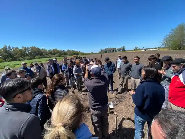 Se realizó la jornada de Tranqueras Abiertas en Chacra Experimental Manantiales