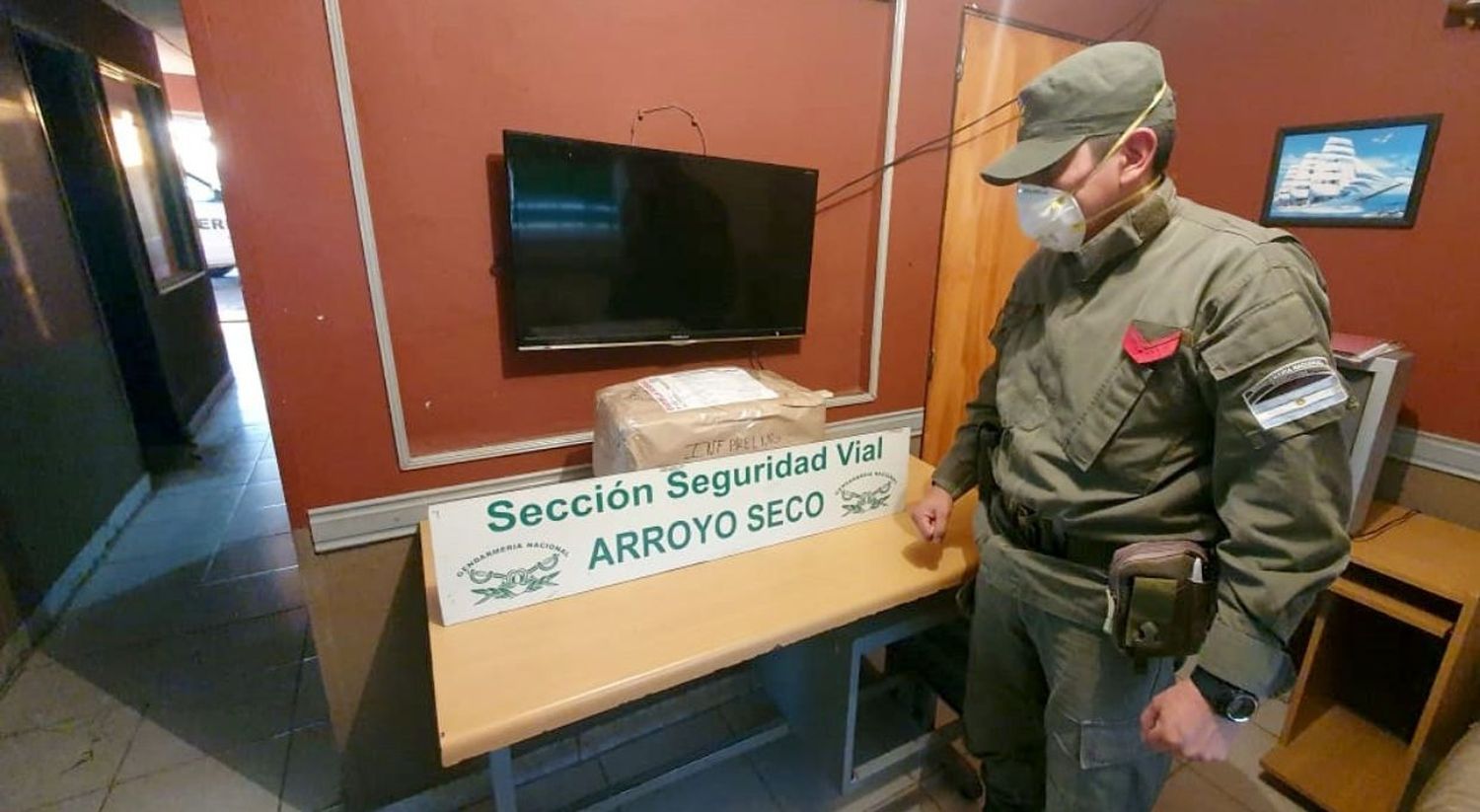 Seis kilos de marihuana en una encomienda