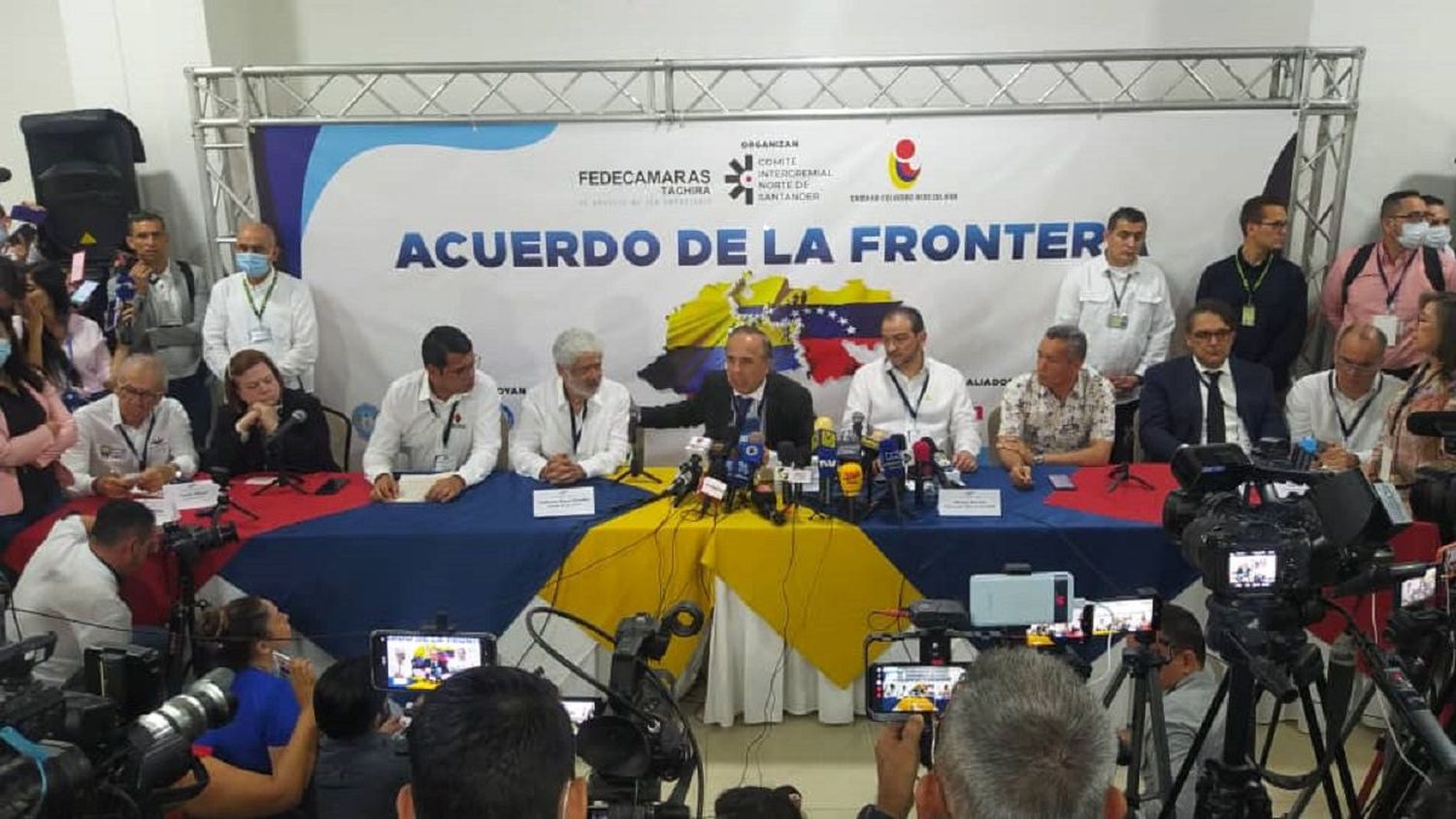 EMPRESARIOS EXIGEN reciprocidad en el trato para lograr  apertura real de la frontera