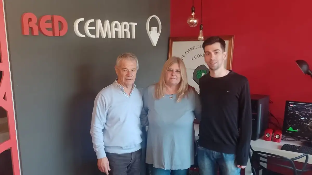 Antonio Comiso, Claudia Lutz e Ignacio Escuza, en el Centro de Martilleros de Tandil.