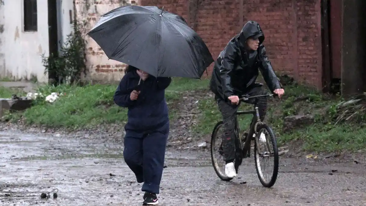 Alertas por tormentas fuertes en Corrientes y Santa Fe y por lluvias en siete provincias