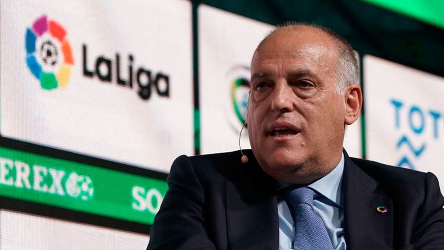 LaLiga establece un minuto de silencio antes de cada partido en memoria a fallecidos por COVID-19