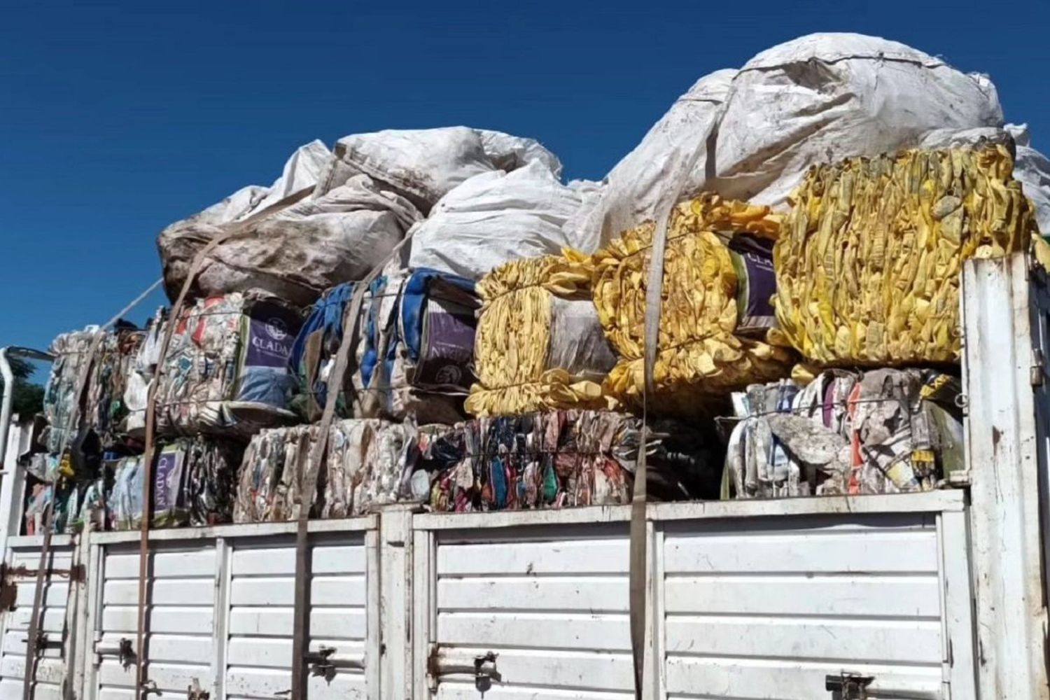 En Larroque se reciclaron más de 16 mil kilos de materiales