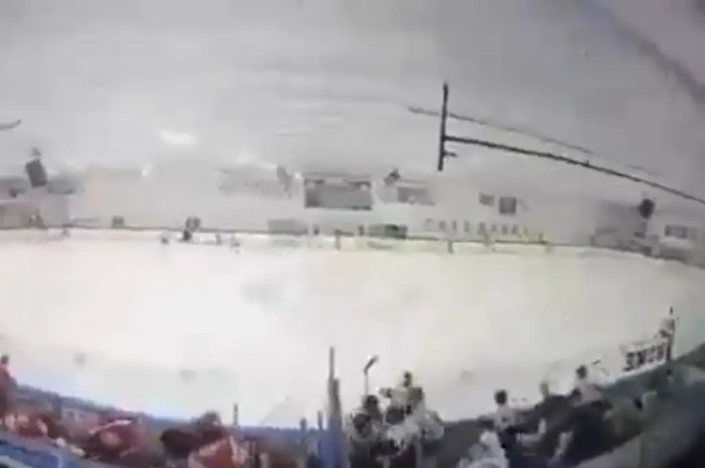 Mató a su esposa y a su hija en una pista de patinaje