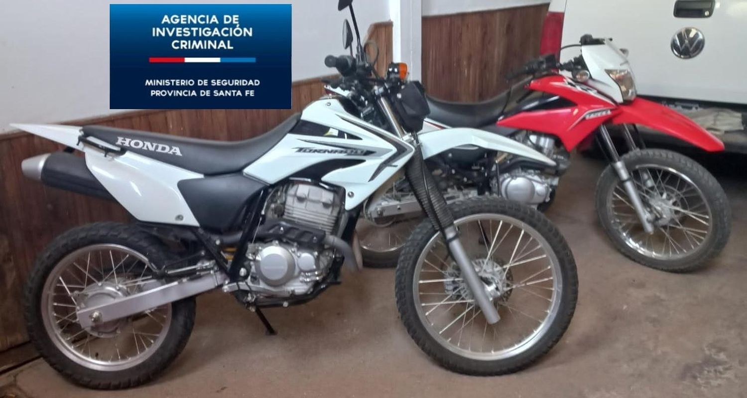 Personal de AIC secuestró dos motos sustraídas en los últimos días