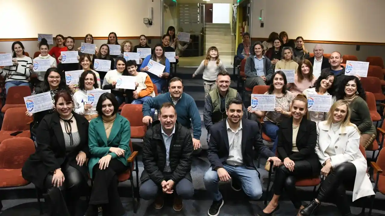 San Francisco Emprende: capacitaron y entregaron certificados a 20 emprendedores locales