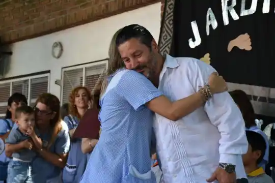Efecto Moreno: Menéndez declaró la "emergencia edilicia" en las escuelas de Merlo