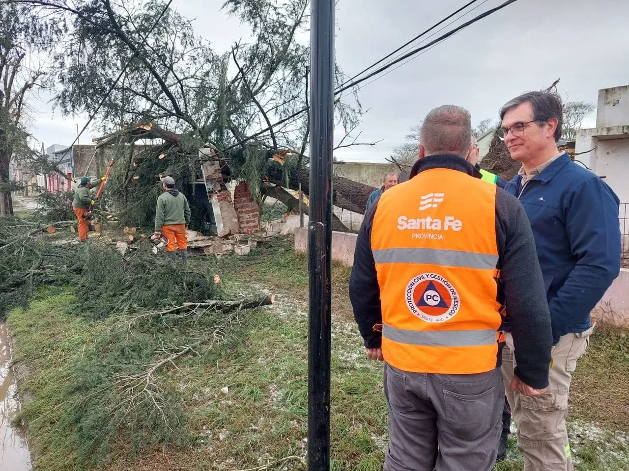 La Provincia asiste a las localidades de Las Rosas y San Genaro tras el temporal
