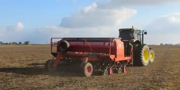 Campaña 2025/26: 70% de avance en la siembra de trigo e incertidumbre para completar el área de intención
