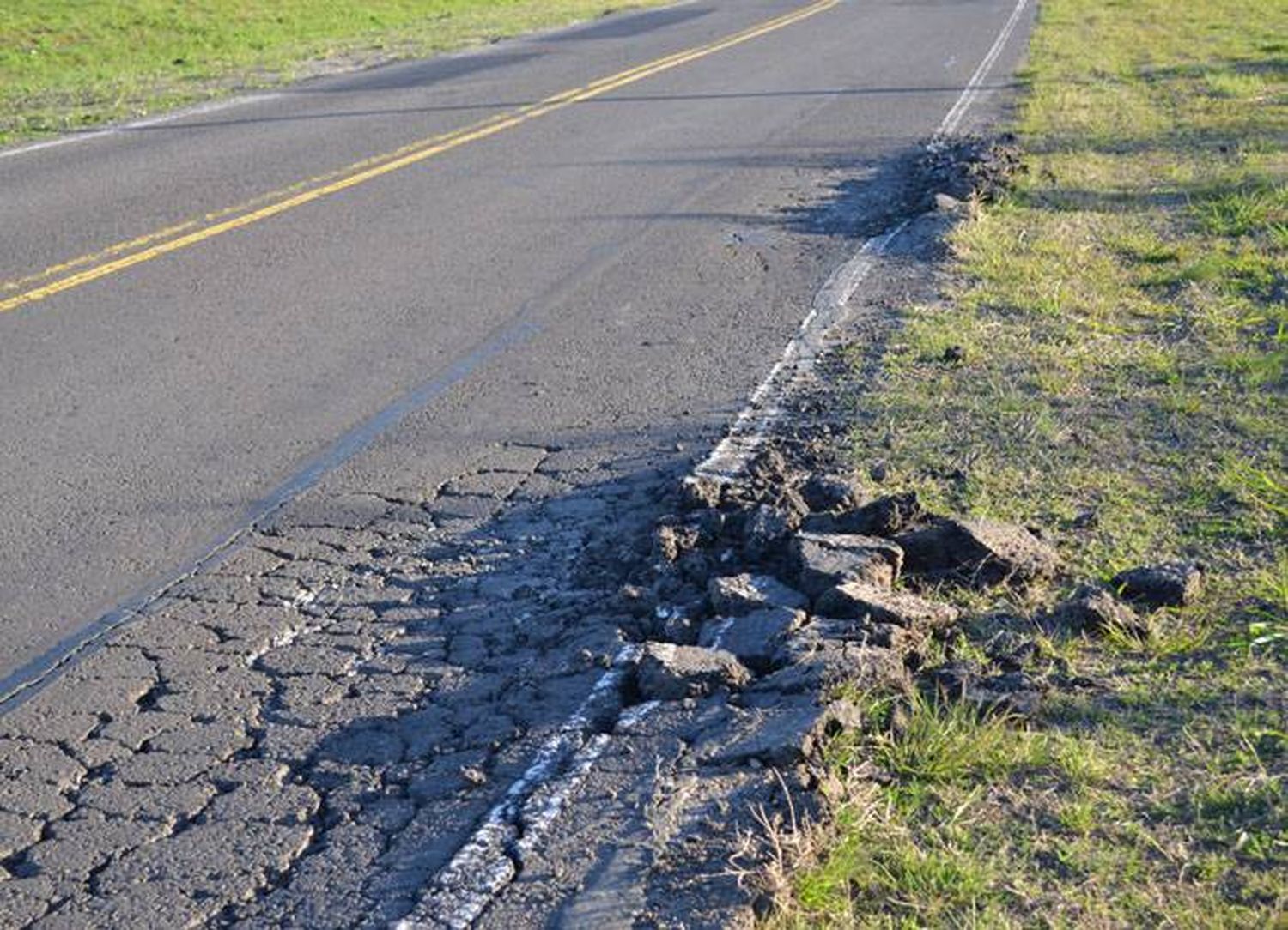 Nuevamente el acceso oeste con roturas