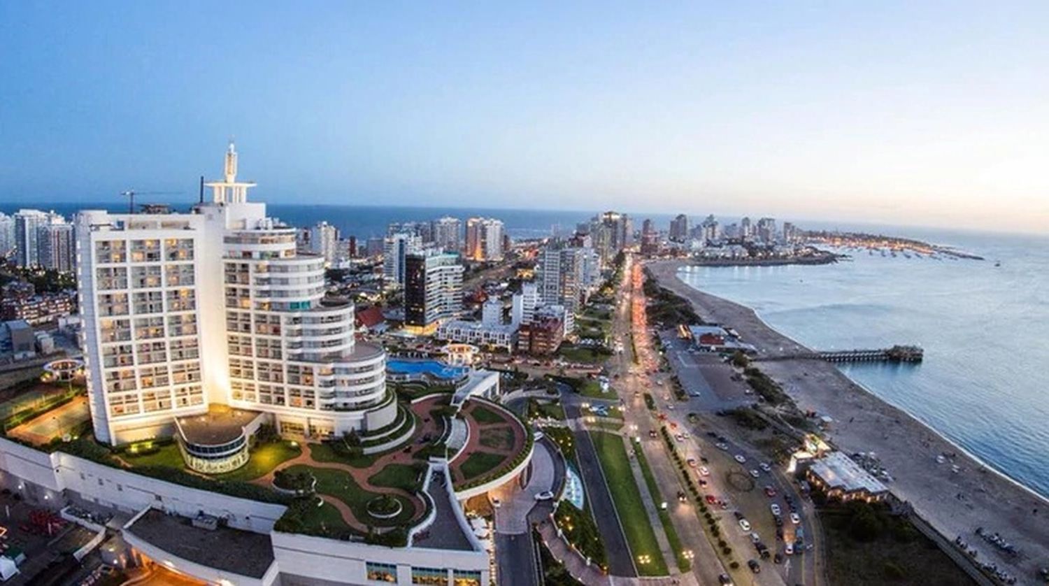 El presidente electo de Uruguay quiere que 100.000 argentinos se muden a Uruguay