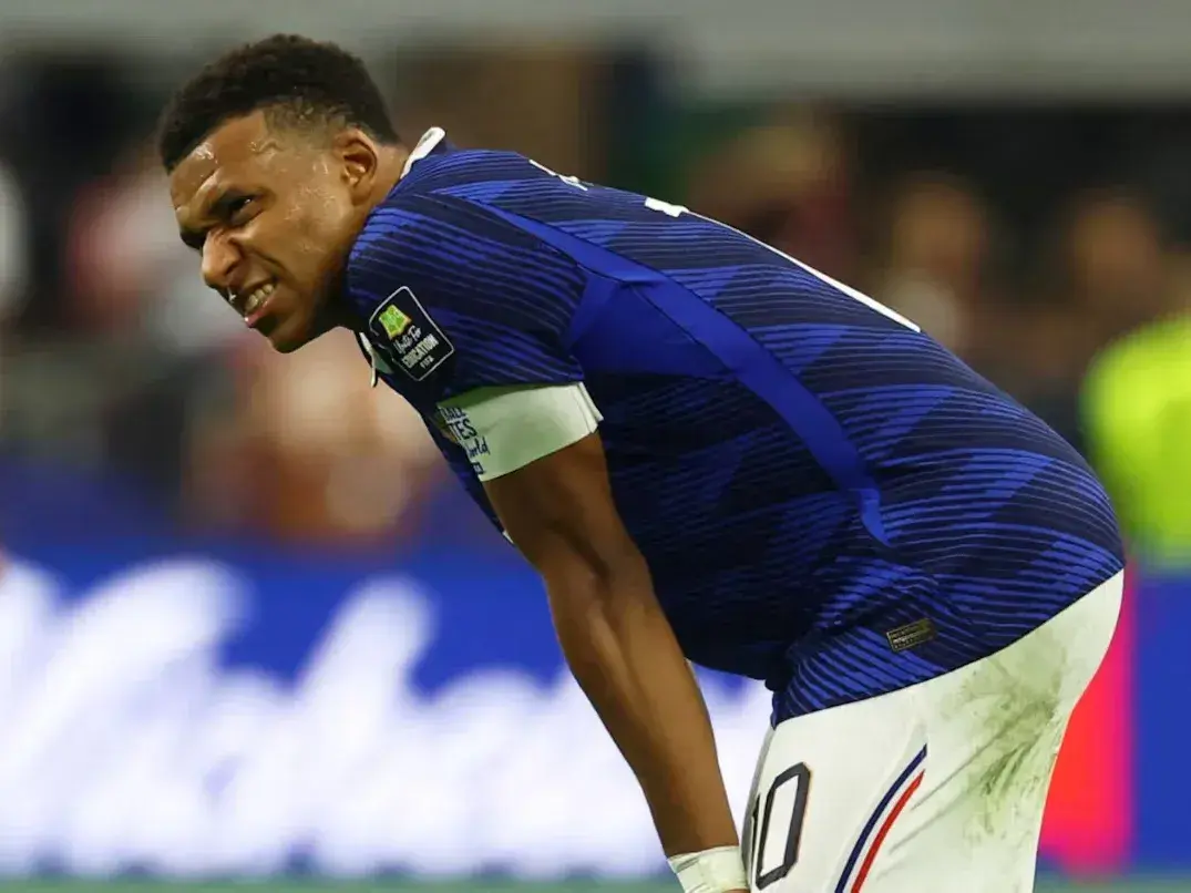 Fuerte autocrítica de K,Mbappé tras la eliminación mundialista en semifinales ante España. Foto: AP