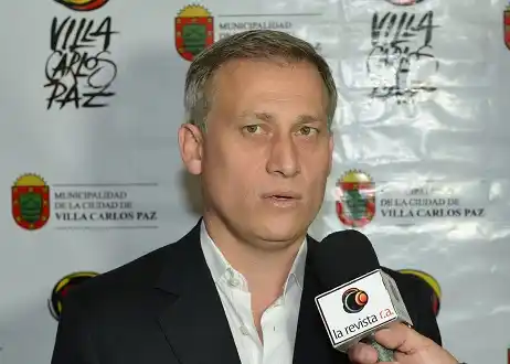 Fuerte respaldo político del intendente de Villa Carlos Paz a Sergio Urribarri