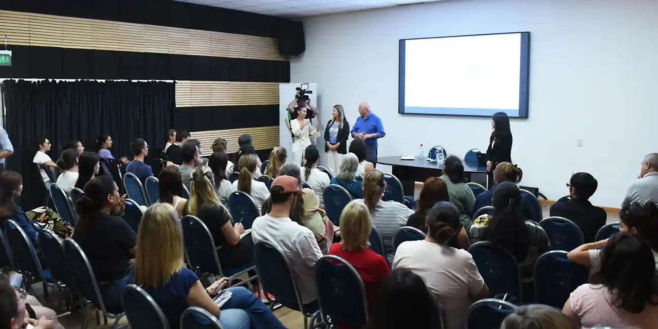 Programa EmprendER impulsa capacitación y desarrollo económico en Crespo