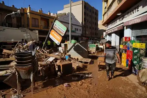PARTE OFICIAL de las INUNDACIONES EN ESPAÑA: más de 36 mil personas rescatadas, 215 fallecidos y 89 desaparecidos