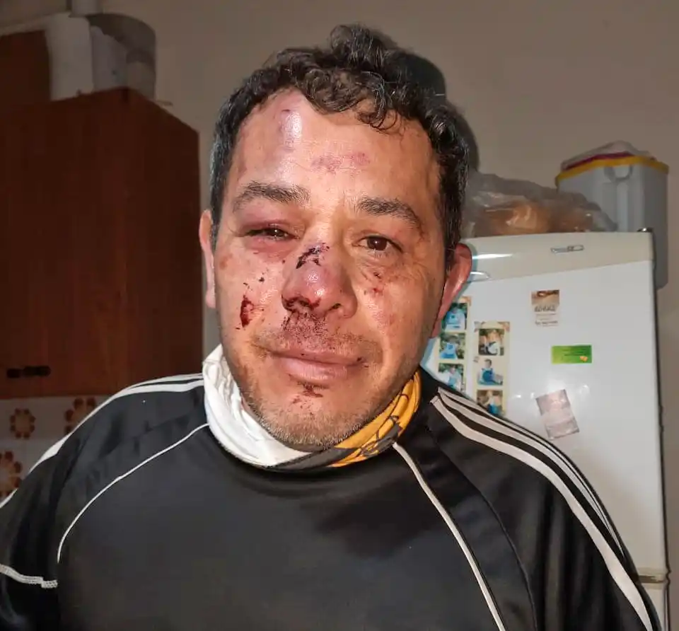 Se dispuso una restricción de acercamiento del menor que agredió al comerciante respecto a la víctima